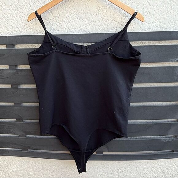 Abercrombie & Fitch Soft Collection Corset Bodysuit in Black | XL - Picture 2 of 5